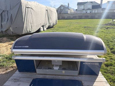 SunStar332 Tanning bed.
