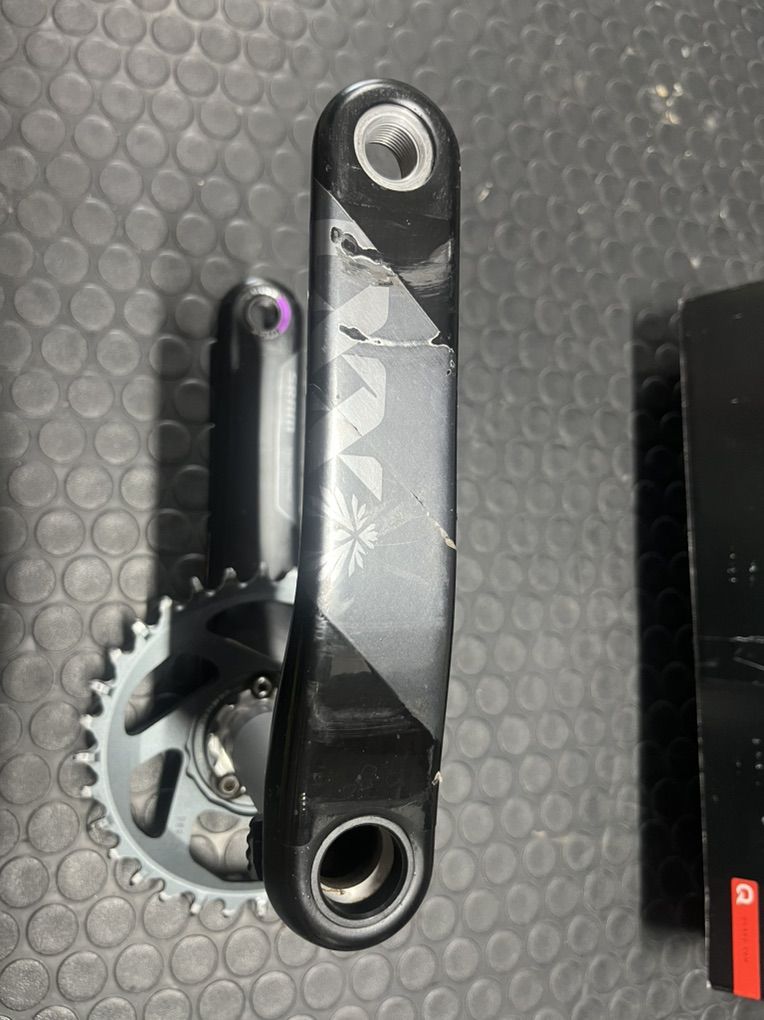 Main image 6