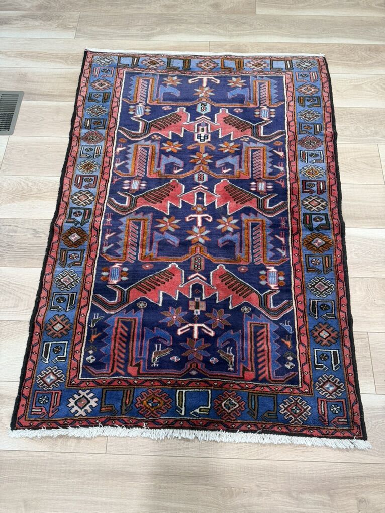 Beautiful Handmade Authentic Persian Rug 76x52