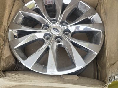 Ford OEM Silver 6-Lug Wheel Rim