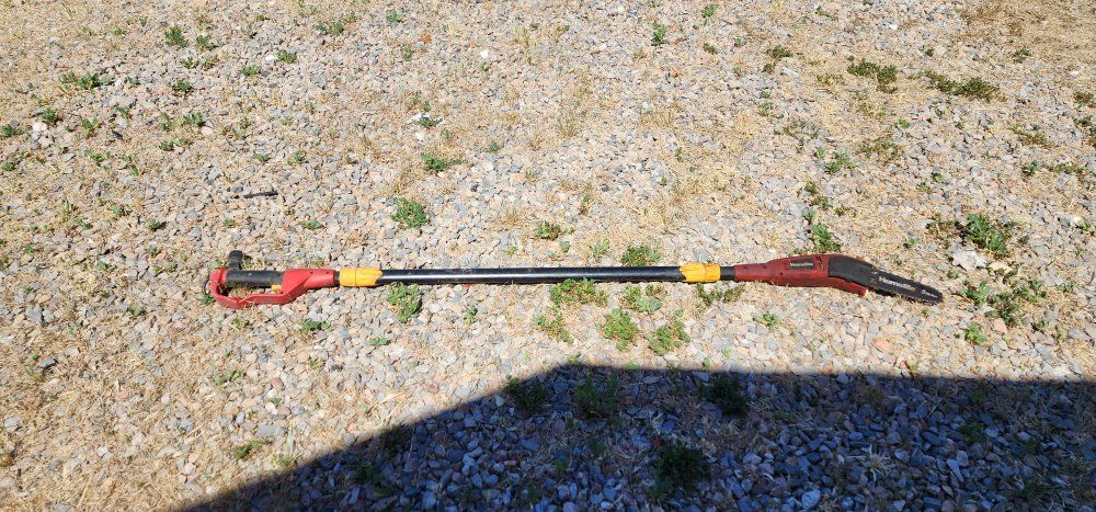 Homelite Electric Pole Saw - Extended Reach for Easy Tree Pruning