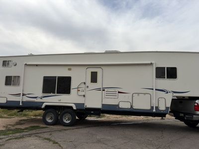 2004 Thor W33TB Toy Hauler