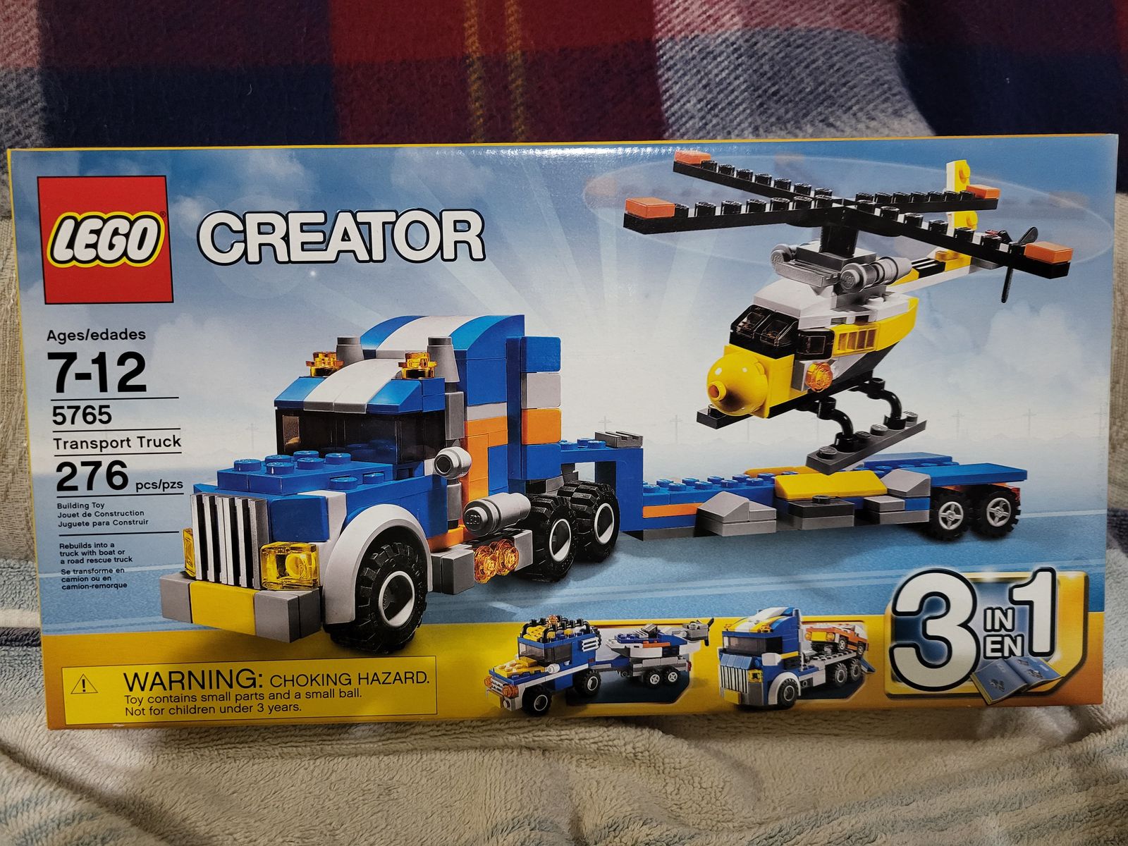 LEGO CREATOR TRANSPORT TRUCK   2011 ISSUE