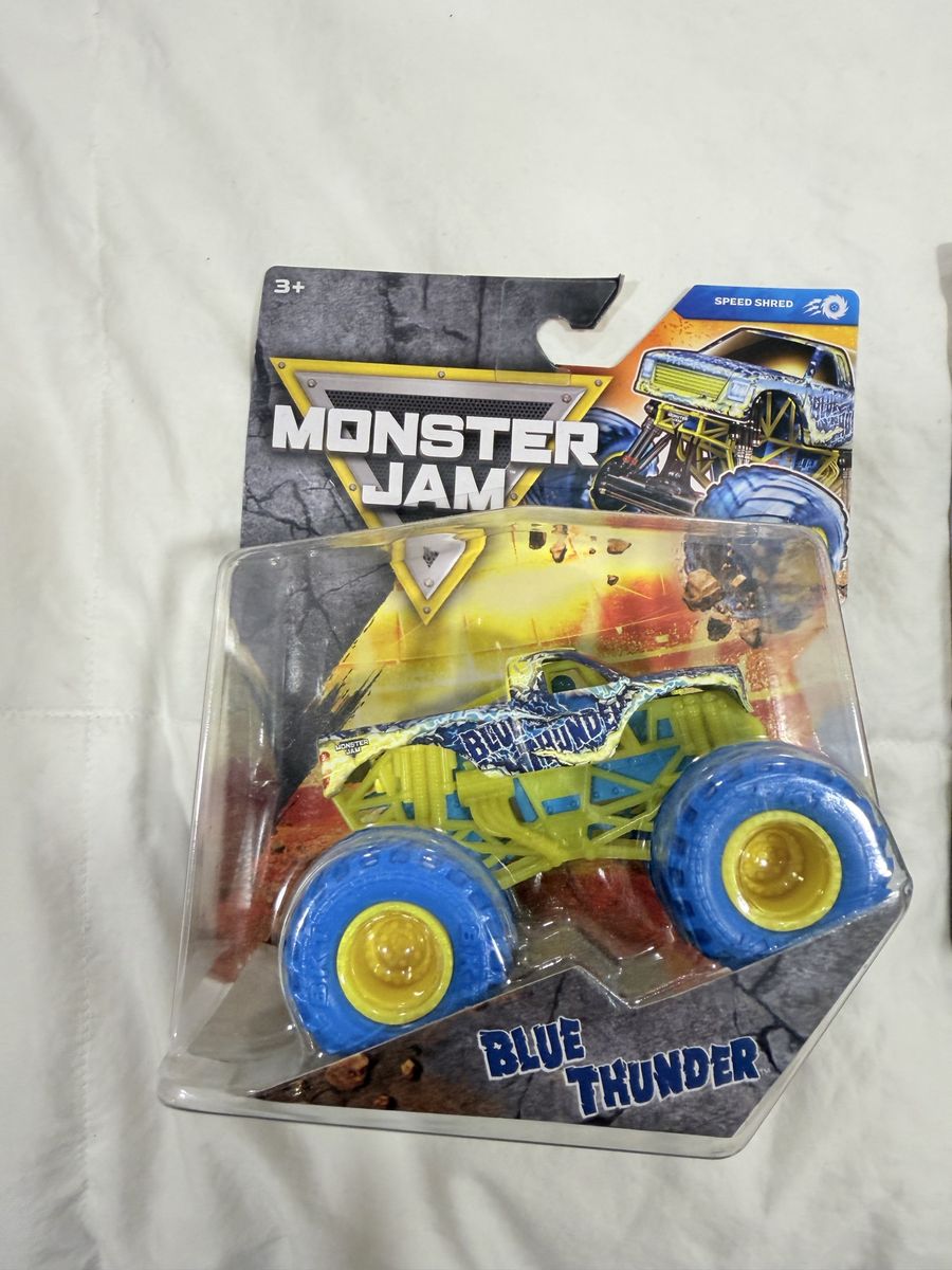 Monster Jam Blue Thunder Speed Shred Die-Cast Monster Truck 1:64 Scale New in Package