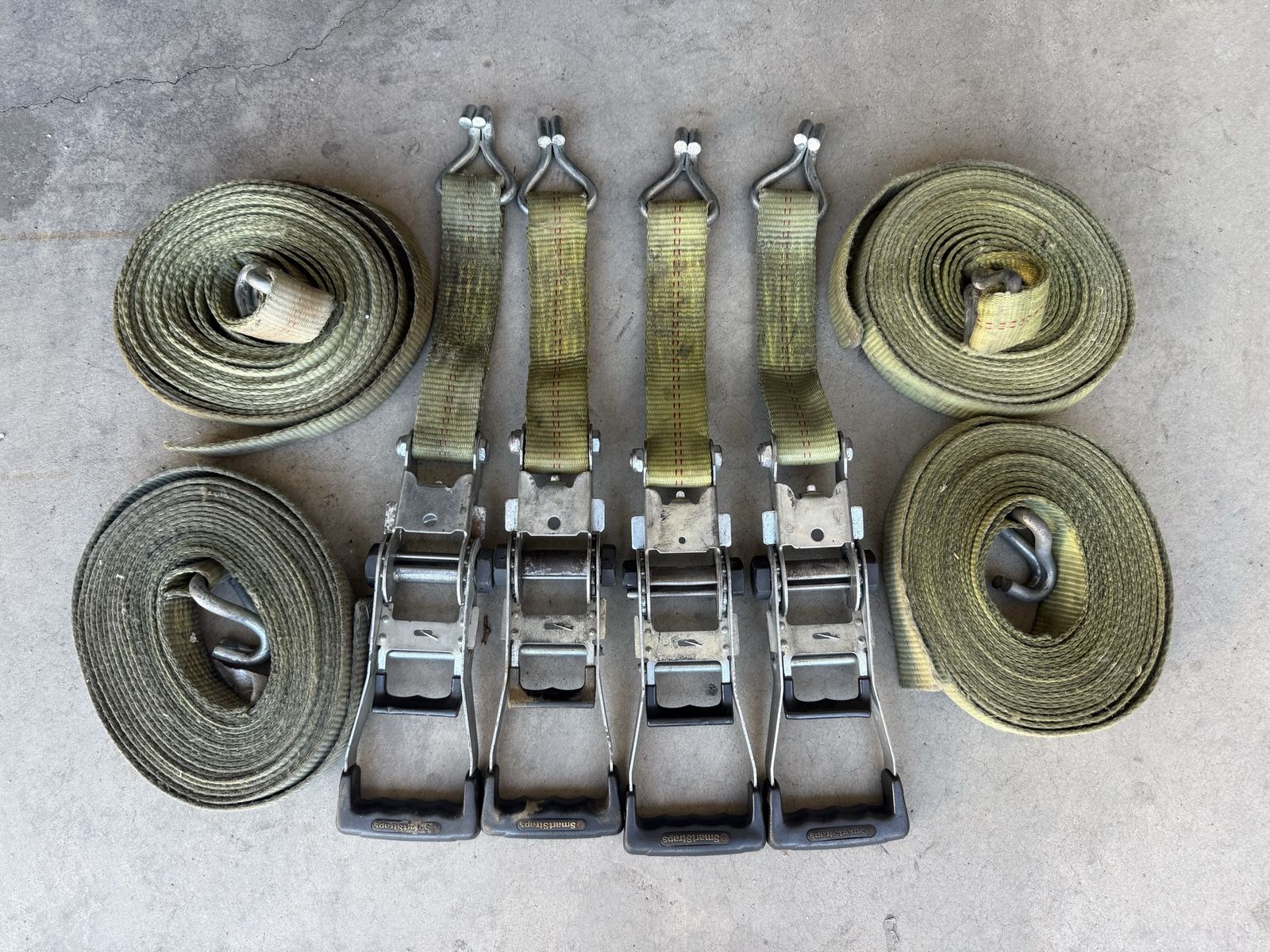Ratchet tie down straps
