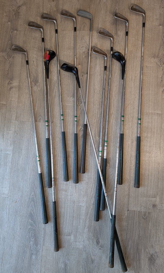 Vintage Yamaha FD-20 Golf Club Set & Golf Bag