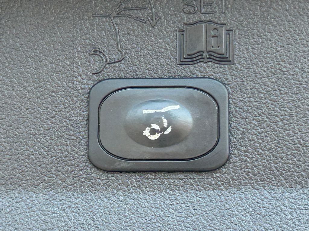 Main image 31