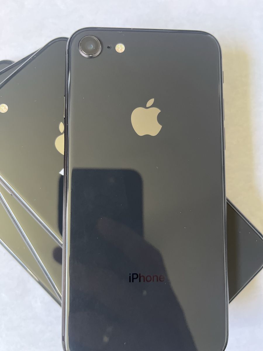 Apple iPhone 8 64GB Space Gray (Unlocked) .so nice