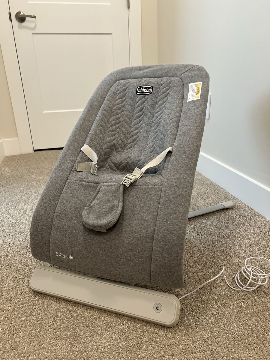 Chicco Lullaby Baby Bouncer & Seat - Organic Cotton, Gentle Vibrations