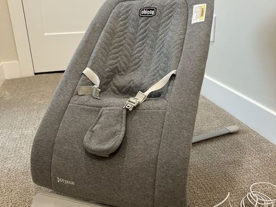 Chicco Lullaby Baby Bouncer & Seat - Organic Cotton, Gentle Vibrations