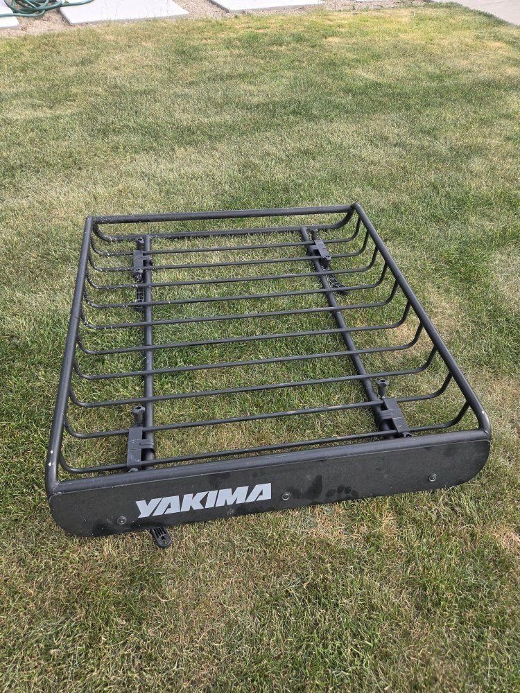 Yakima Load Warrior Roof Basket