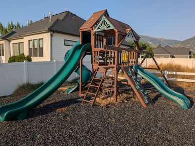 Nice used Gorilla Great Skye II Playland