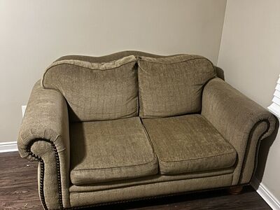 Excellent Couch No Longer Needed