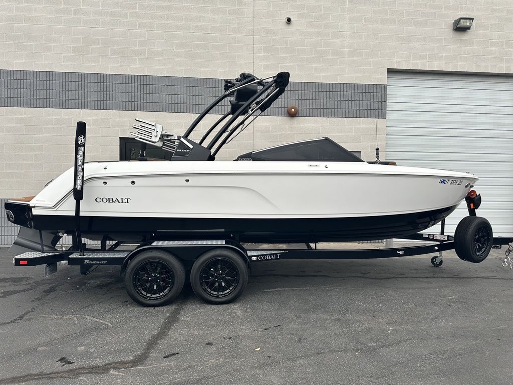 2024 Cobalt Boats CS23 Surf