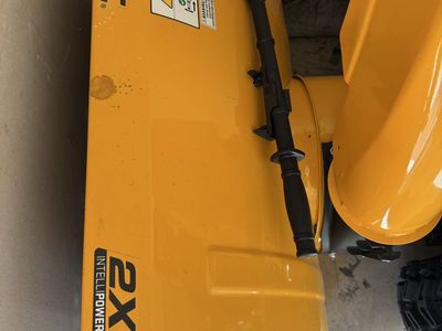 Cub Cadet 2X 28" IntelliPOWER Two-Stage Gas Snow Blower - Electric Start, Power Steering