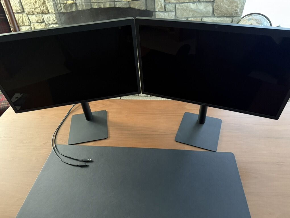 (2) LG Ultrafine 5K 27 Monitors