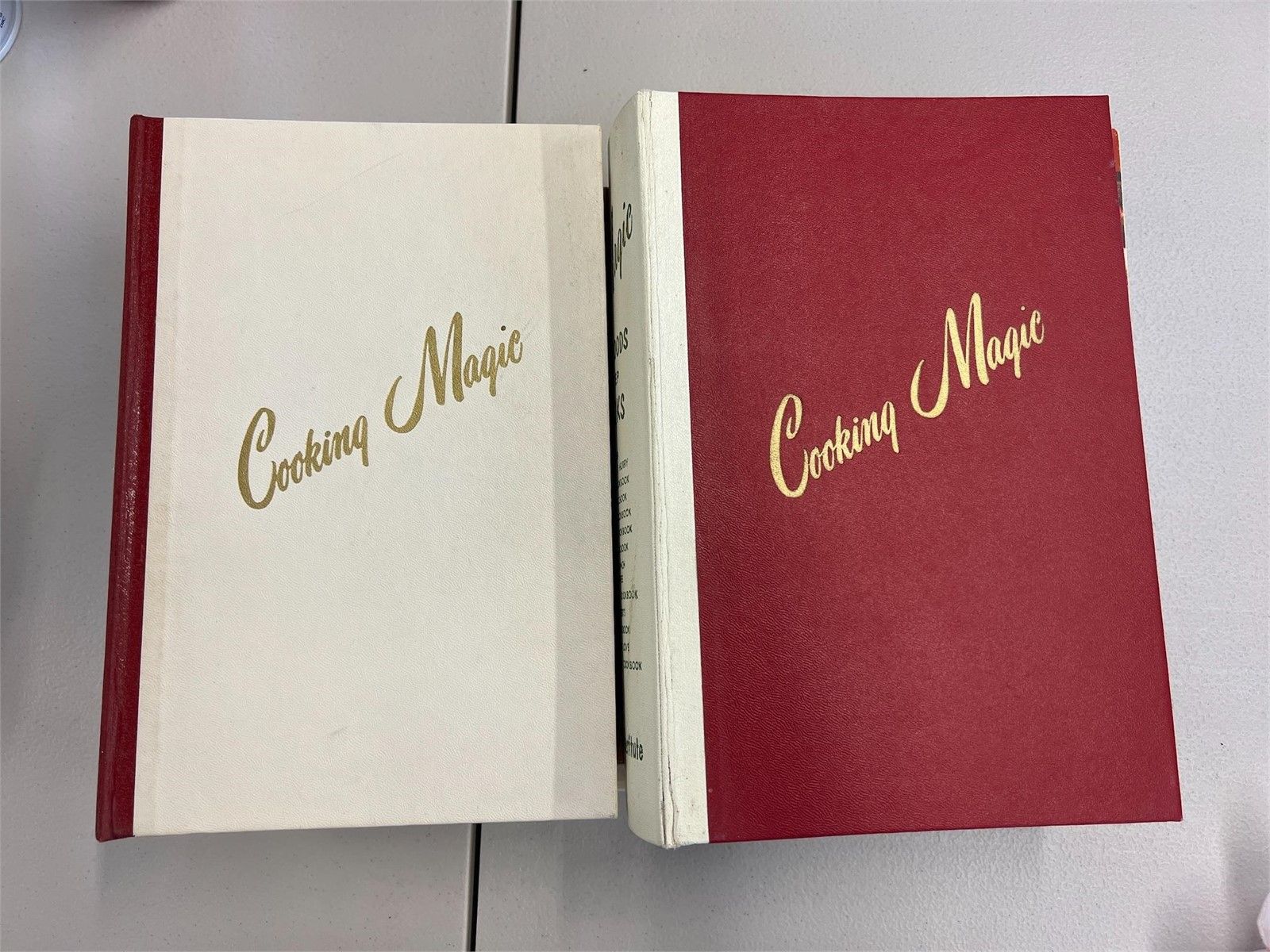 VINTAGE CULINARY ARTS INSTITUTE “COOKING MAGIC” COOKBOOKS 24 BOOKLETS ILLUSTRATED, 1954-55 VOLUME 1 AND 2 IN 2 BINDERS!!!
