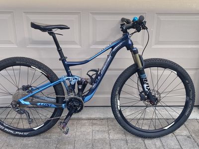 Giant Liv Lust Full Suspension Mountain Bike