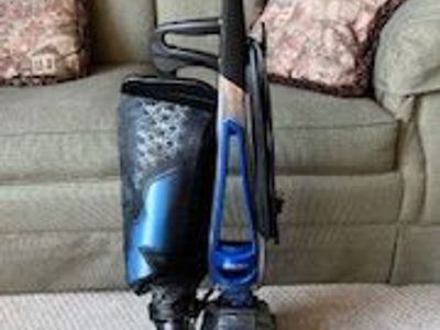 Kirby Avalir 2 with attachments and extras