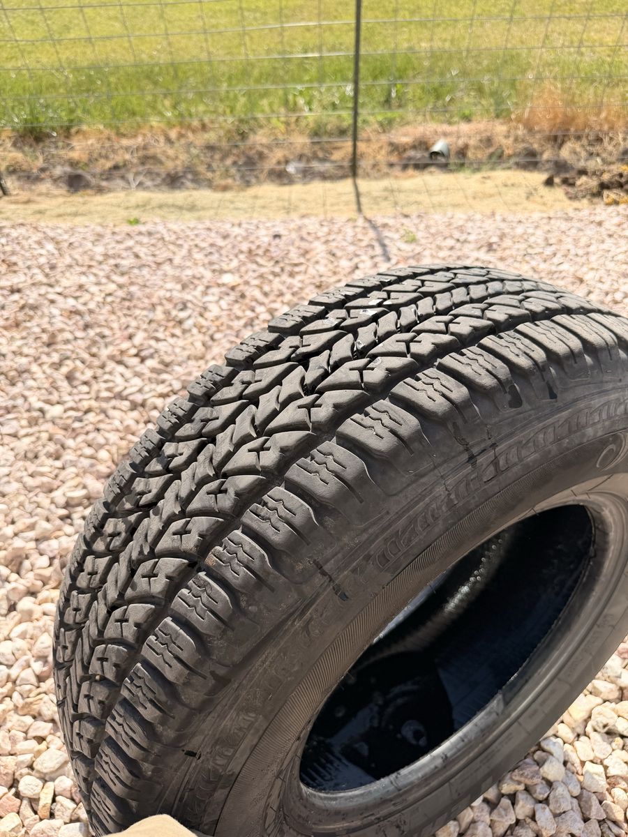 LT265/70R17 - only 2500 miles!