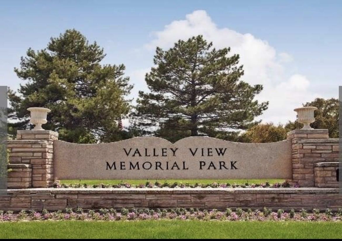 Burial plots Valley View