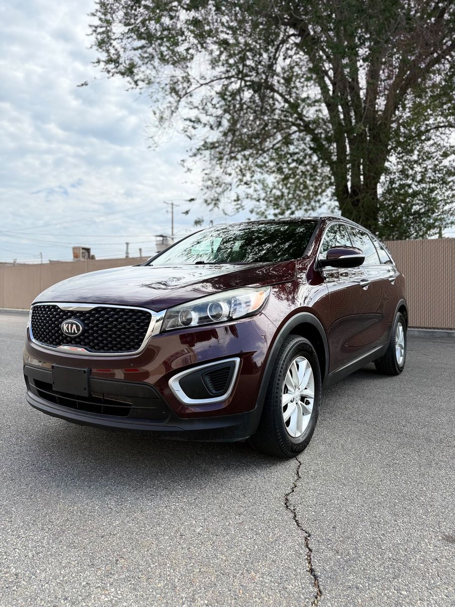 2016 Kia Sorento LX