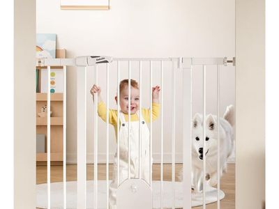 NEW Babelio auto Close Baby Gate with Cat Door Pressure Mounted