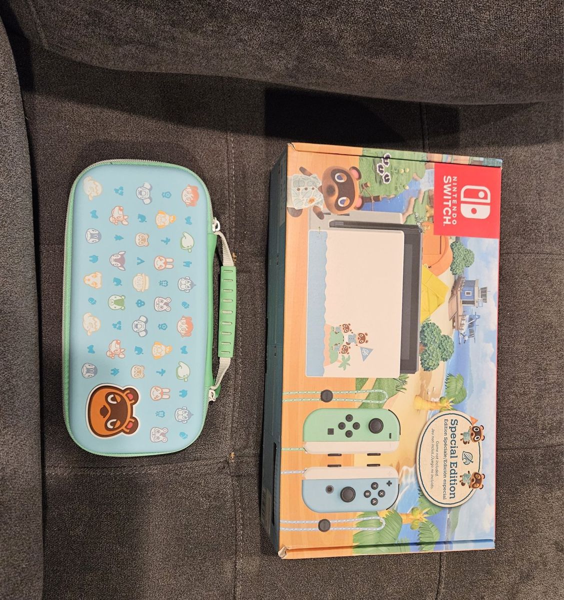 Nintindo Switch Animal Crossing Edition