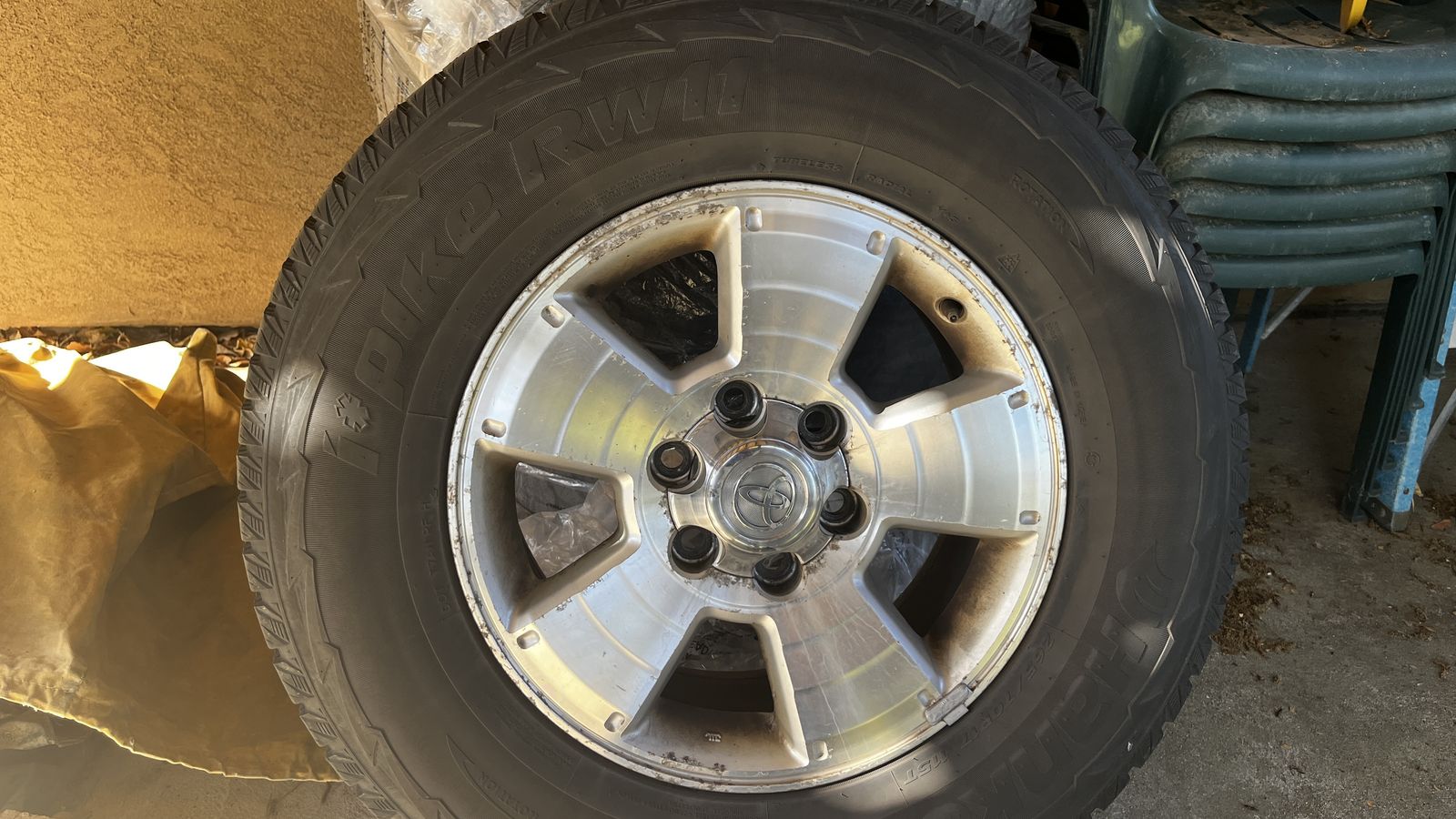 Set of Four Pike RW11 Snow tires, 265/70R17