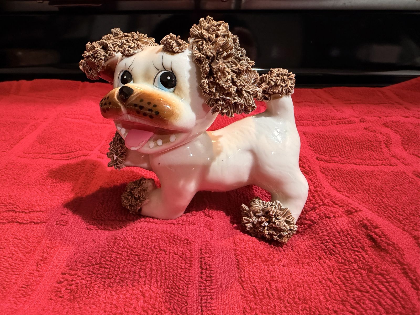 Vintage Spaghetti Ceramic Poodle Dog Figurine White Brown