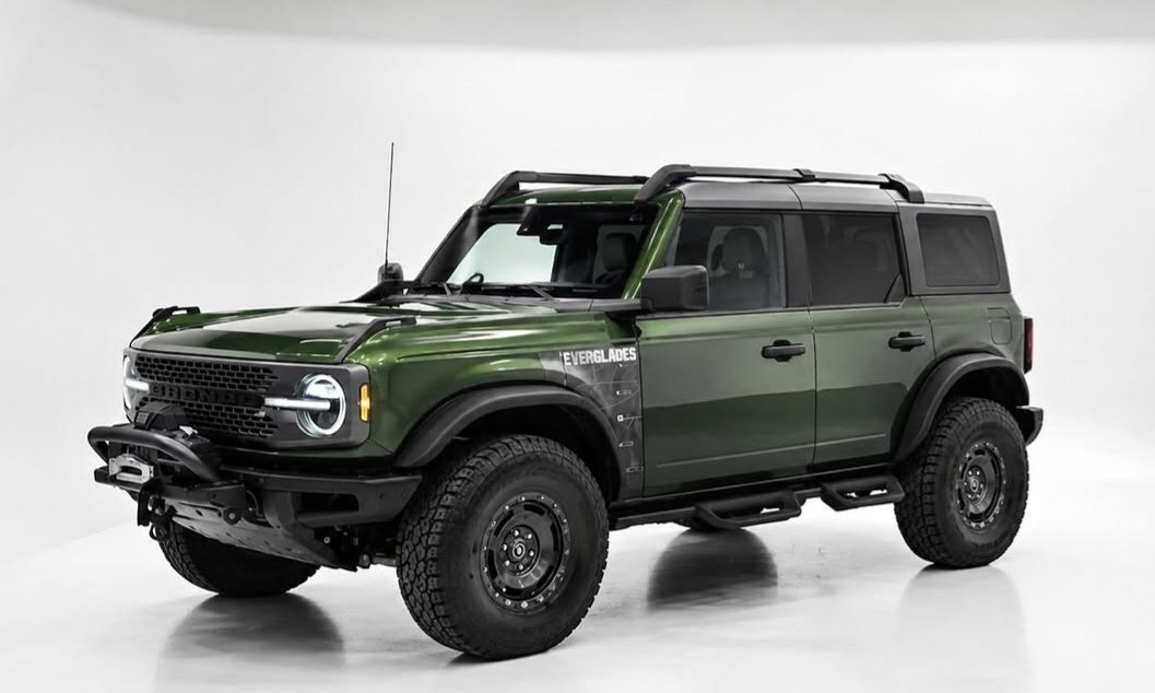 2023 Ford Bronco Everglades Advanced