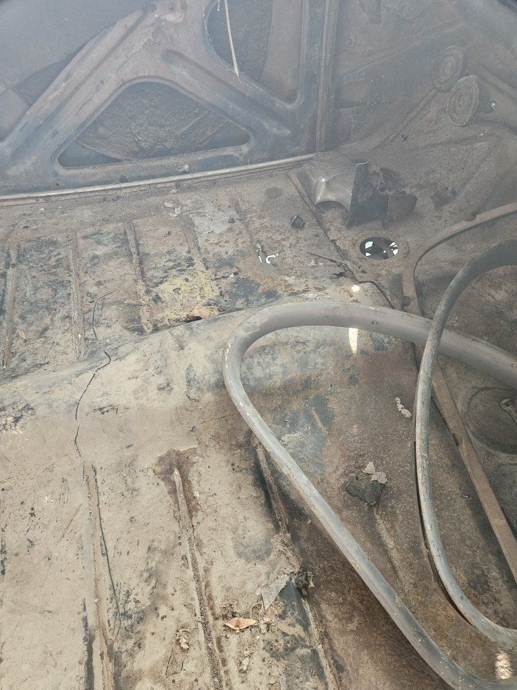 Main image 7