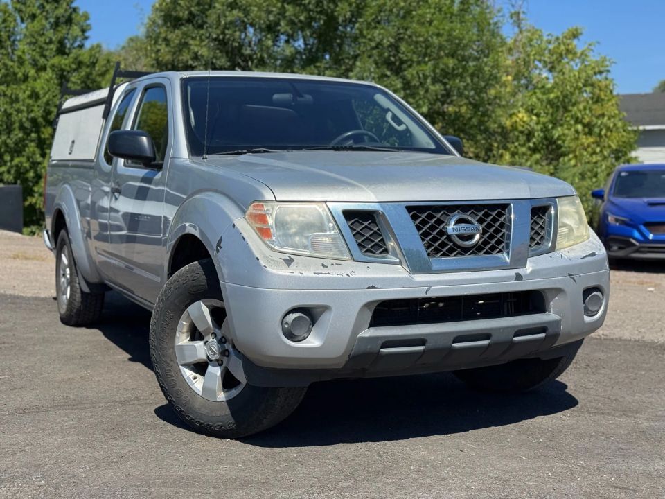 2012 NISSAN FRONTIER SV