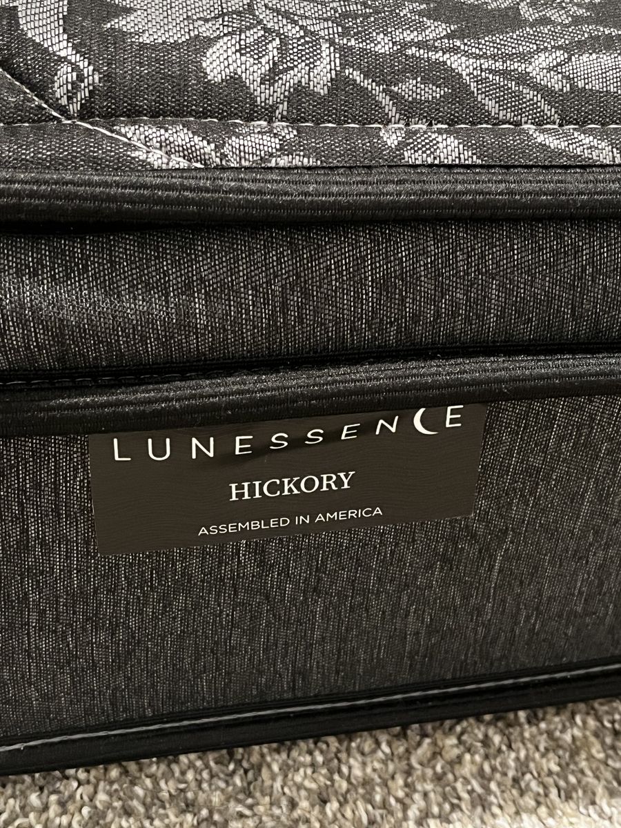 Lunesessence Hickory Queen Mattress - Excellent Condition