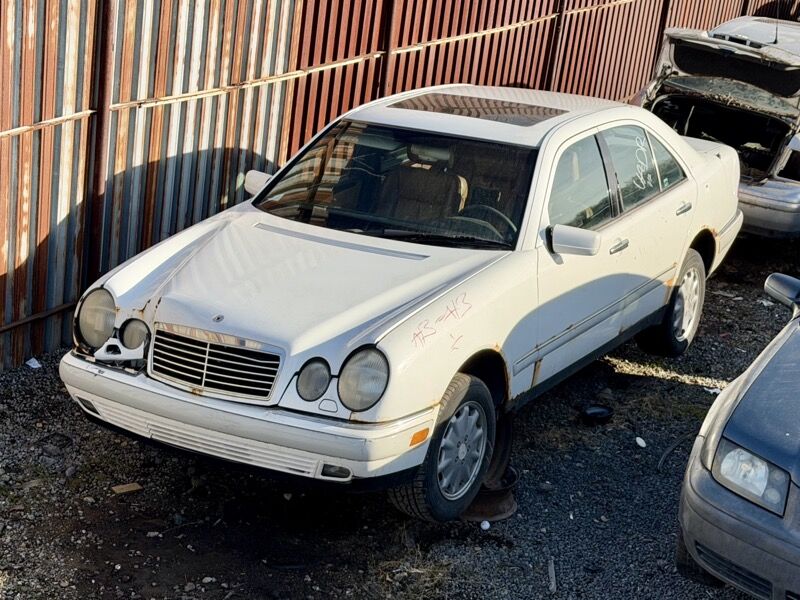 1996 Mercedes-Benz E-CLASS Parts