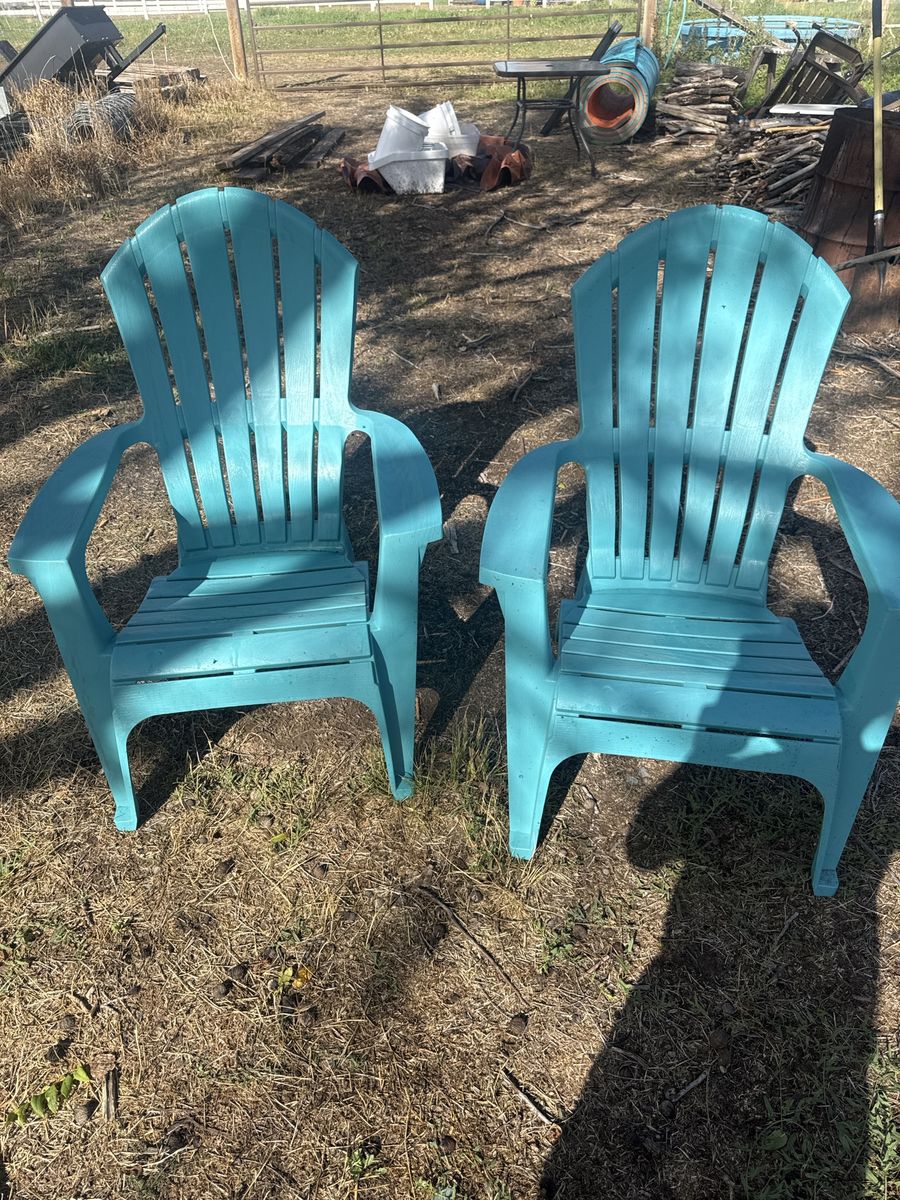 Set of 2 Turquoise Plastic Adirondack Patio Chairs