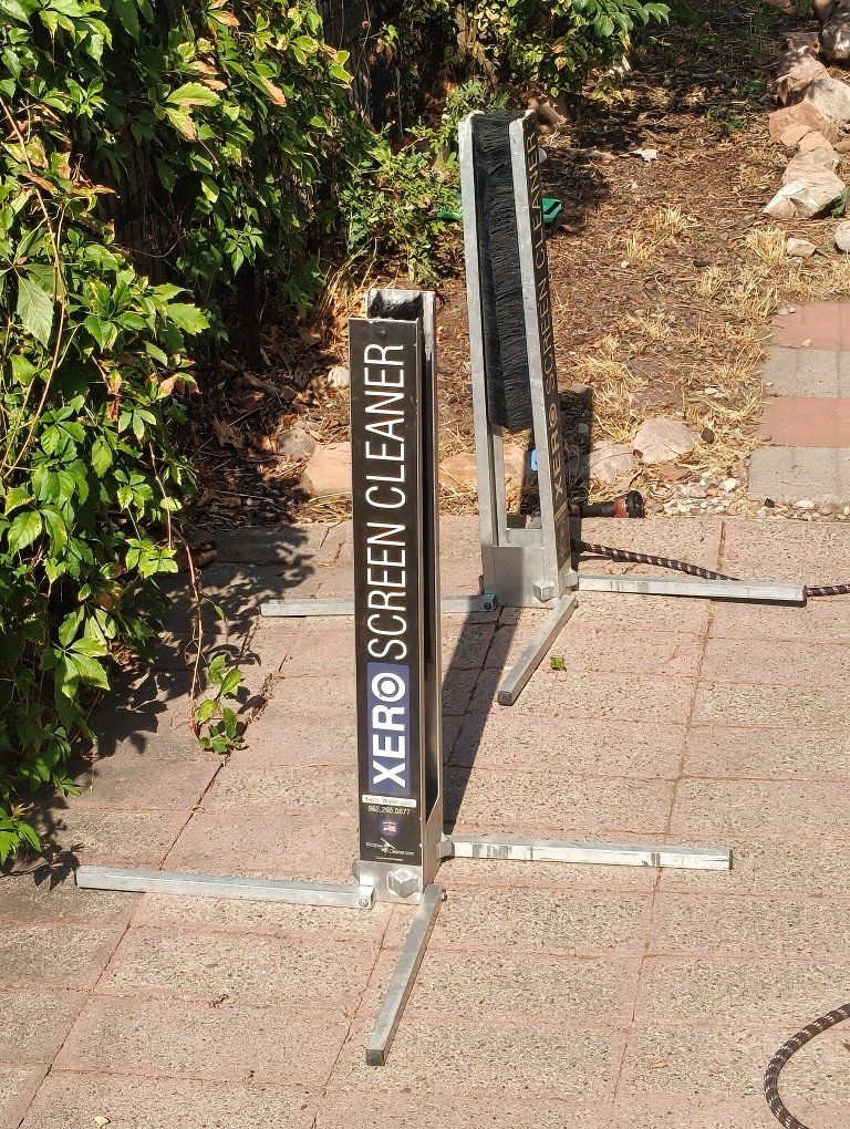 XERO Screen Cleaner - Professional Window Screen Cleaning Tool for Efficient Dirt Removal