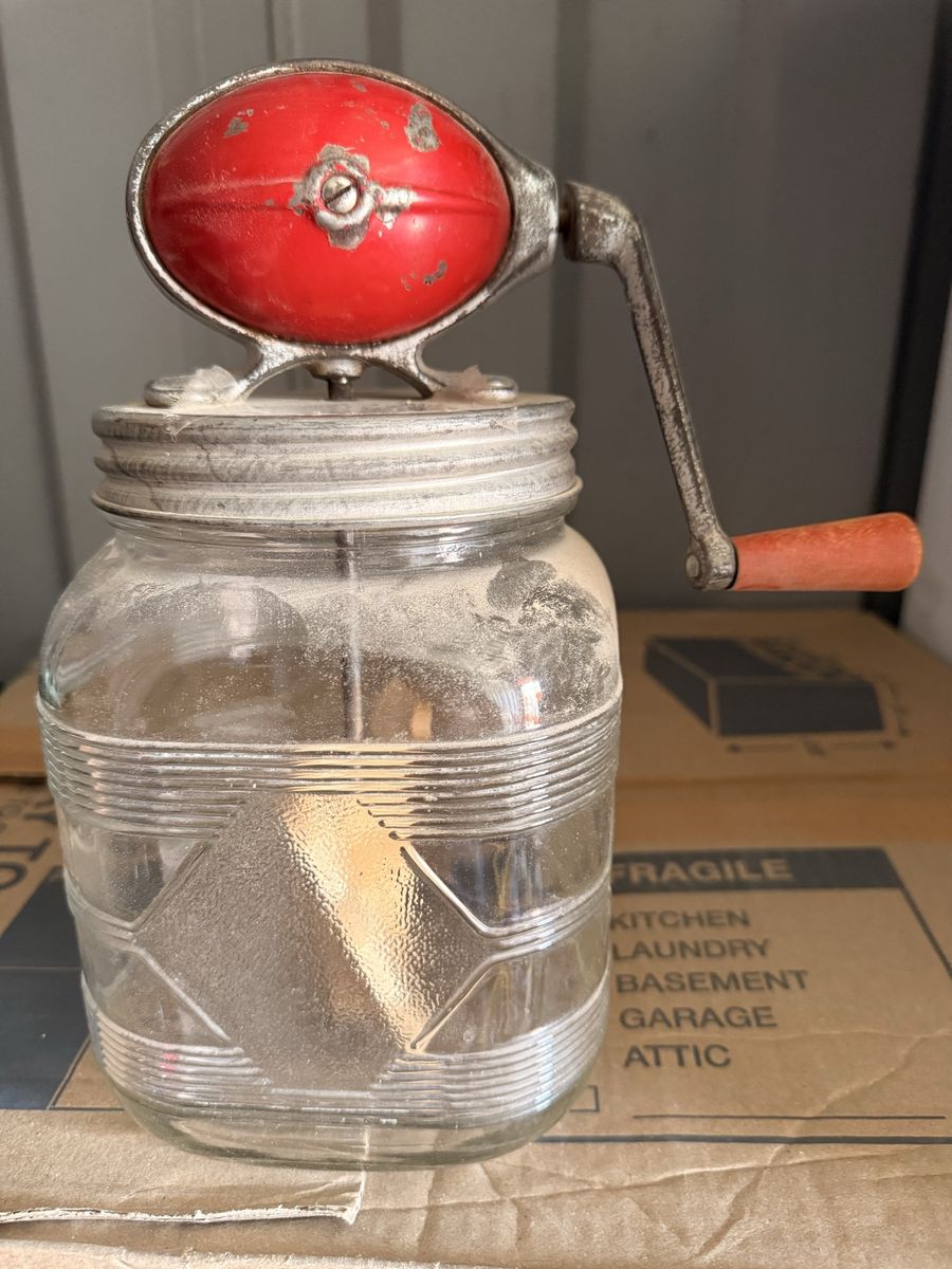 dazey red football butter churn 80