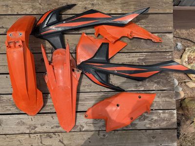 KTM plastic set OEM