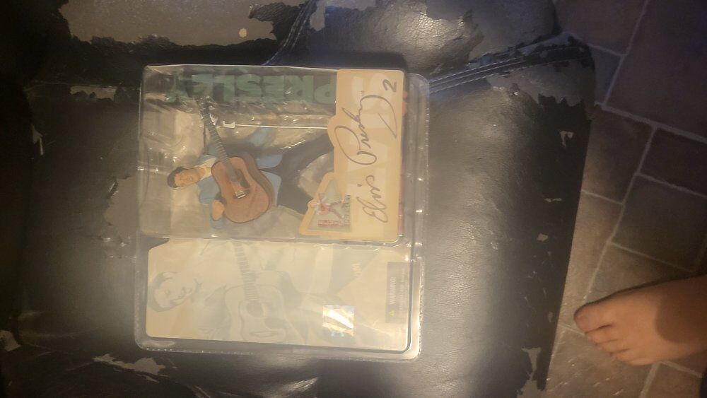 Elvis Toy