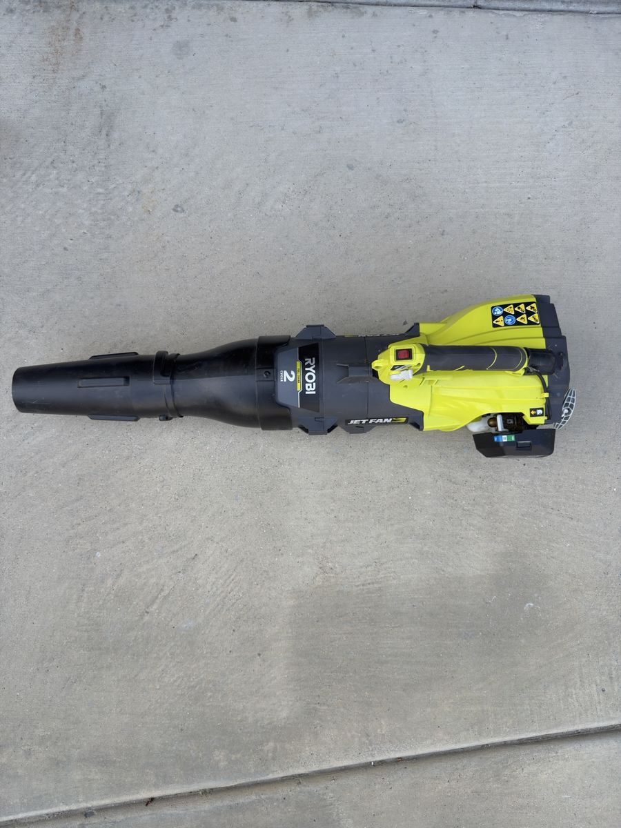 Ryobi has blower