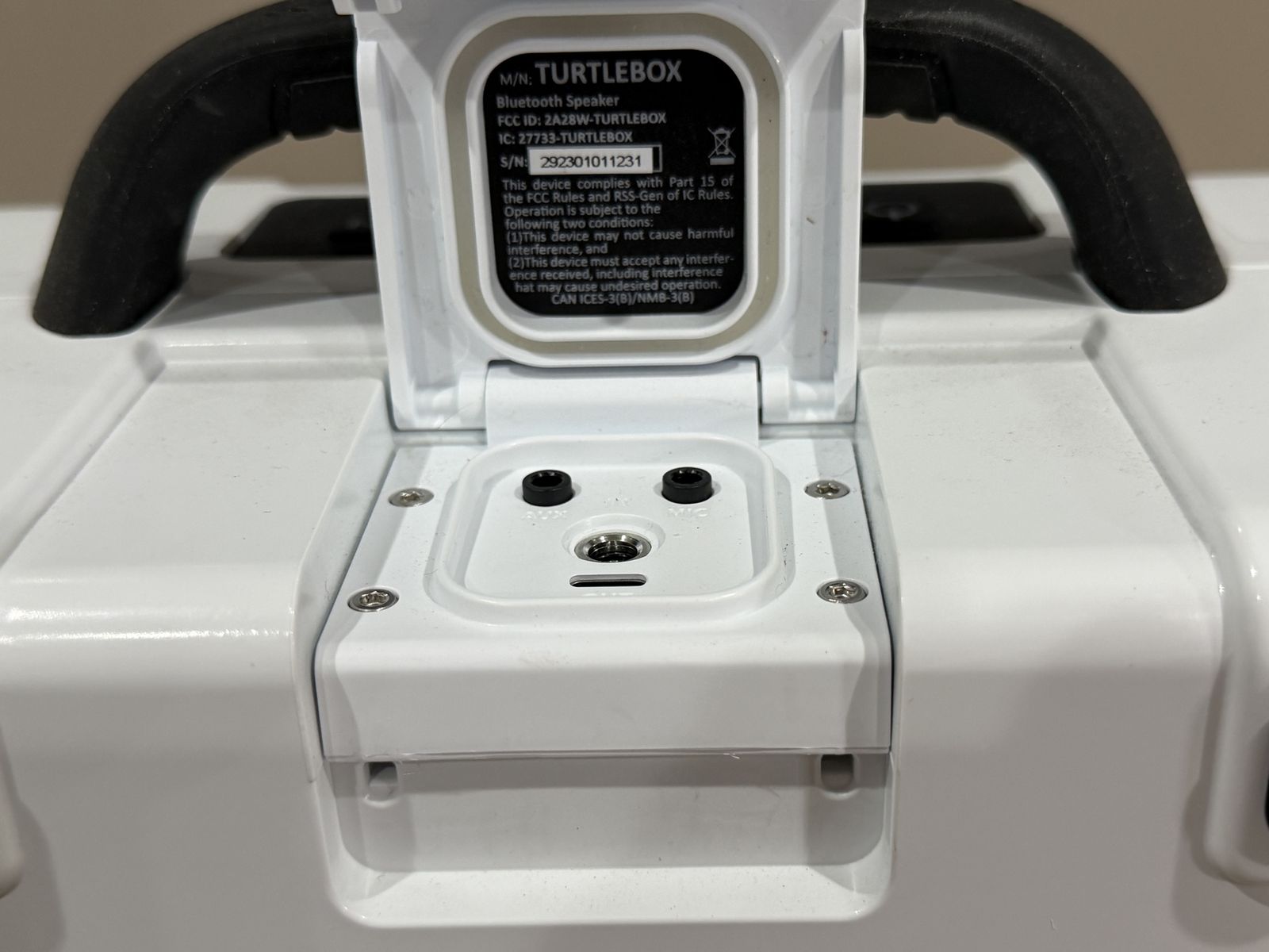 Main image 4