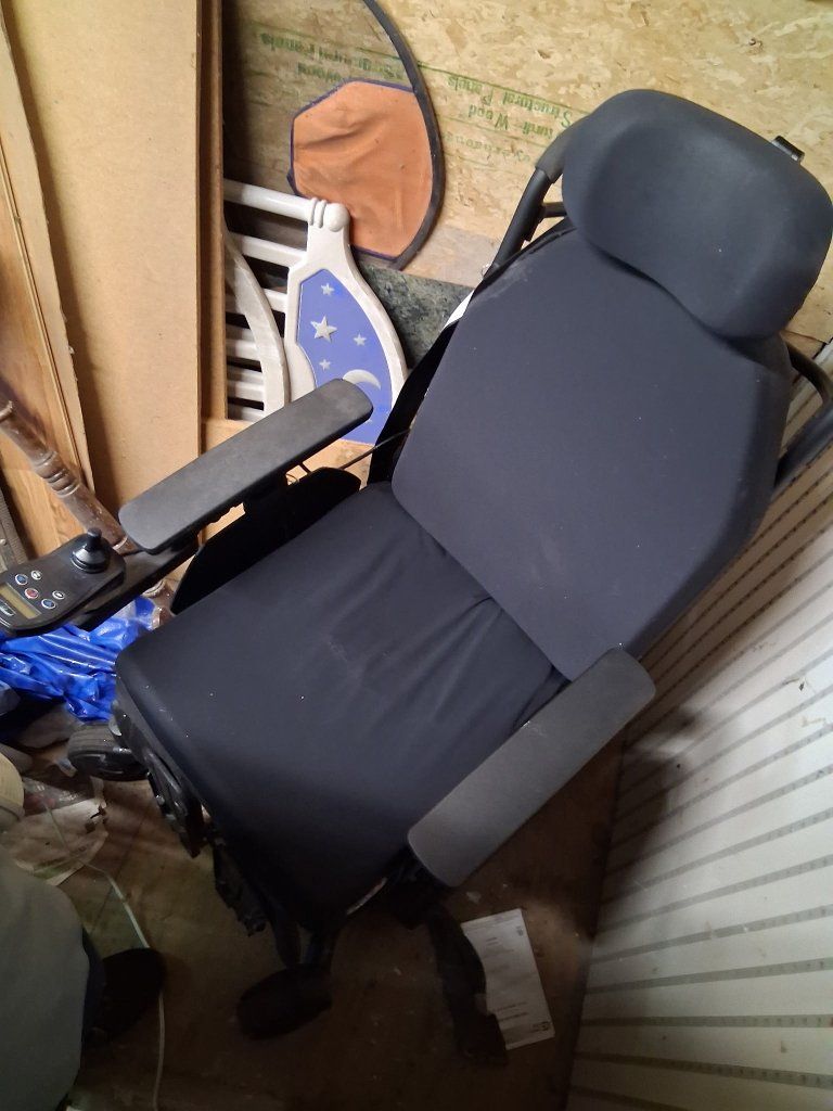 REAC Poland RE3004141 24VDC Power Wheelchair - Used