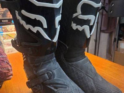 Fox Moto Boots Men's Size 9