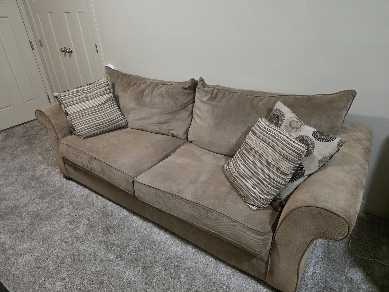 Cozy Beige Couch – Must Go Before June 17!