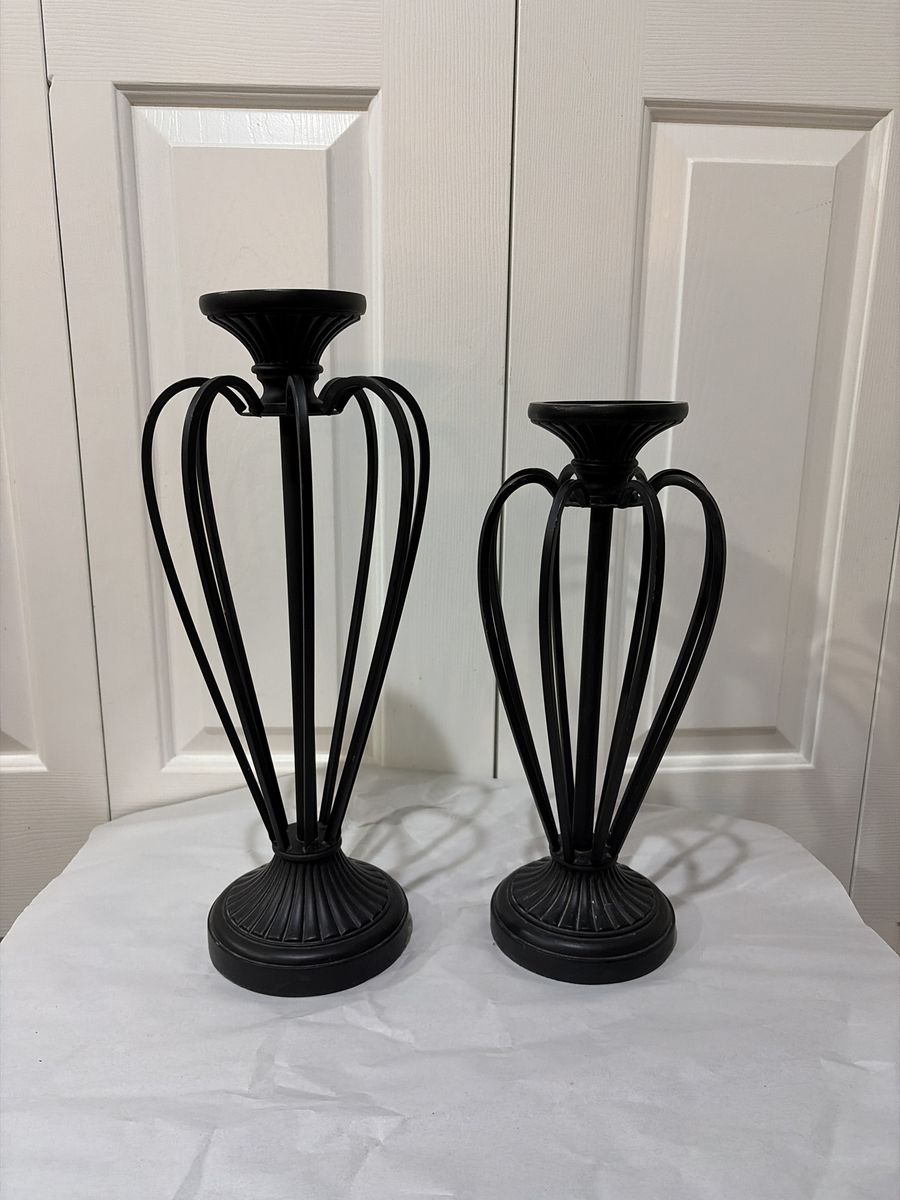 Decirative Wrought Iron Pillar Candle Holders