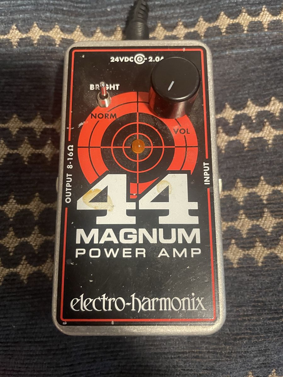 Electro-Harmonix 44 Magnum 44W Guitar Power Amp Pedal with Power Supply
