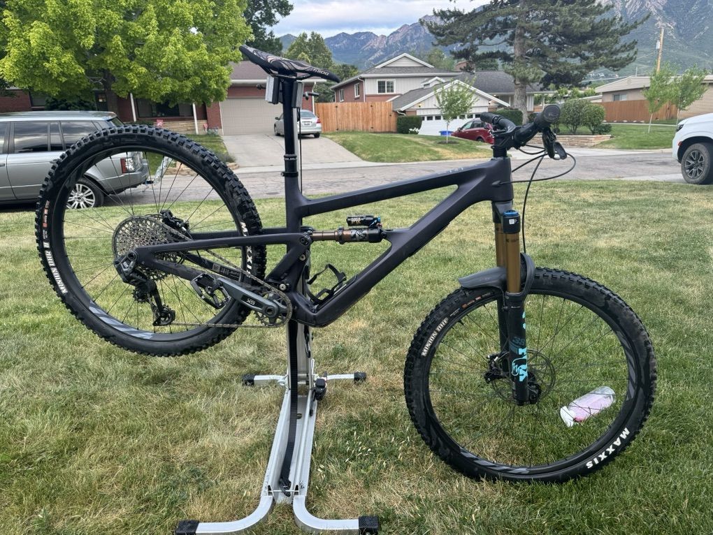 Ibis Ripmo V3 - GX | Carbon Wheels | Fox 38