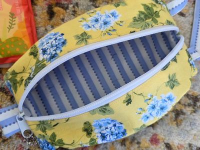 Cute zipper bags