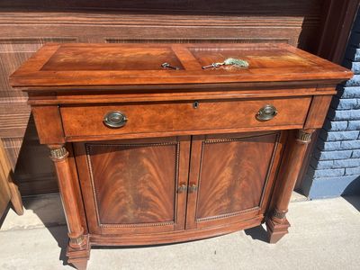 Vintage Mahogany Buffet Credenza Cabinet with Drawer and Doors